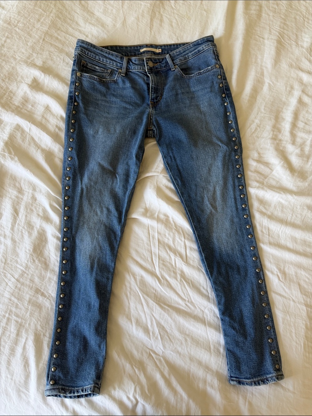 Levi’s 711 Skinny Jeans